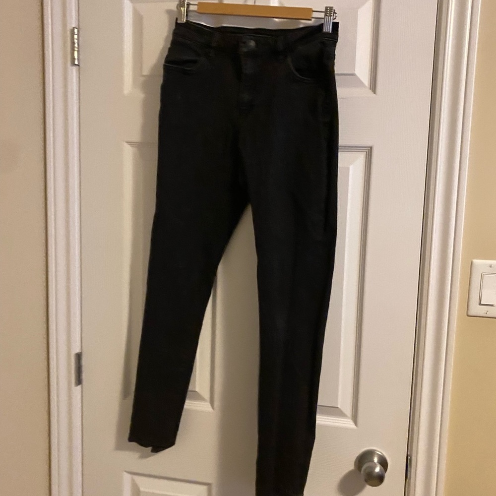 Assorted pants - Picture 9 of 10
